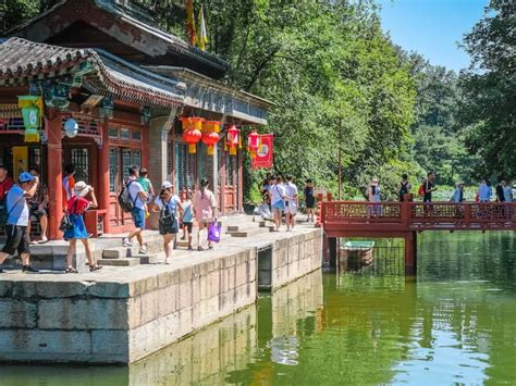  ¿Buscas una escapada espiritual en Xinyu? ¡Descubre el encanto del Templo de la Abundancia Celestial!